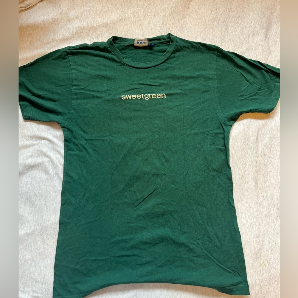 Green sweetgreen shirt